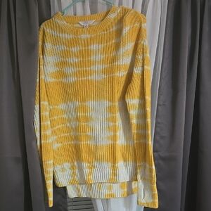 Yellow and White Women's Knit Sweater